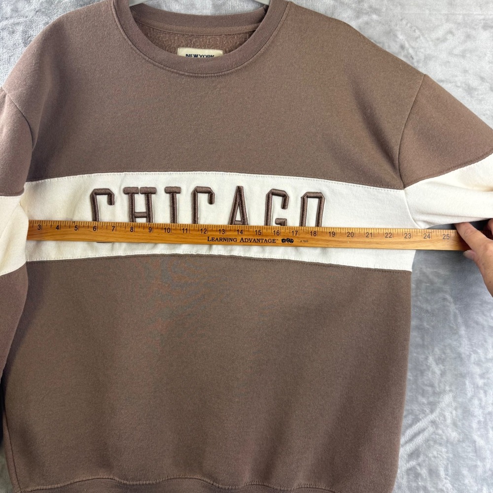 New York Popular Chicago Sweatshirt Womens XL Brown Varsity Stripe (189) - Picture 7 of 9